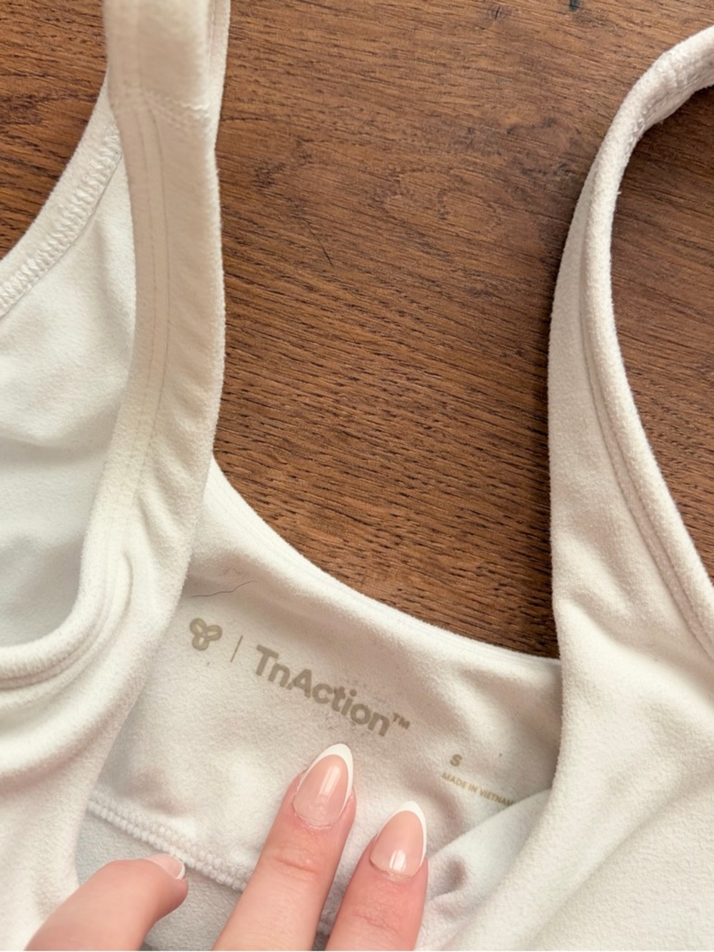 Aritzia TnAction Sports Tank - Picture 3 of 3